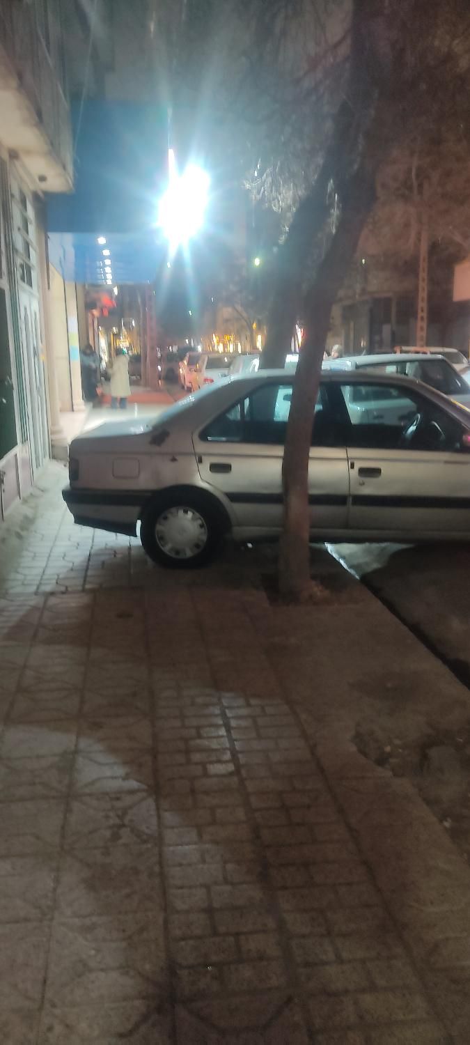 پژو ۴۰۵|خودرو سواری و وانت|مشهد, طلاب|دیوار
