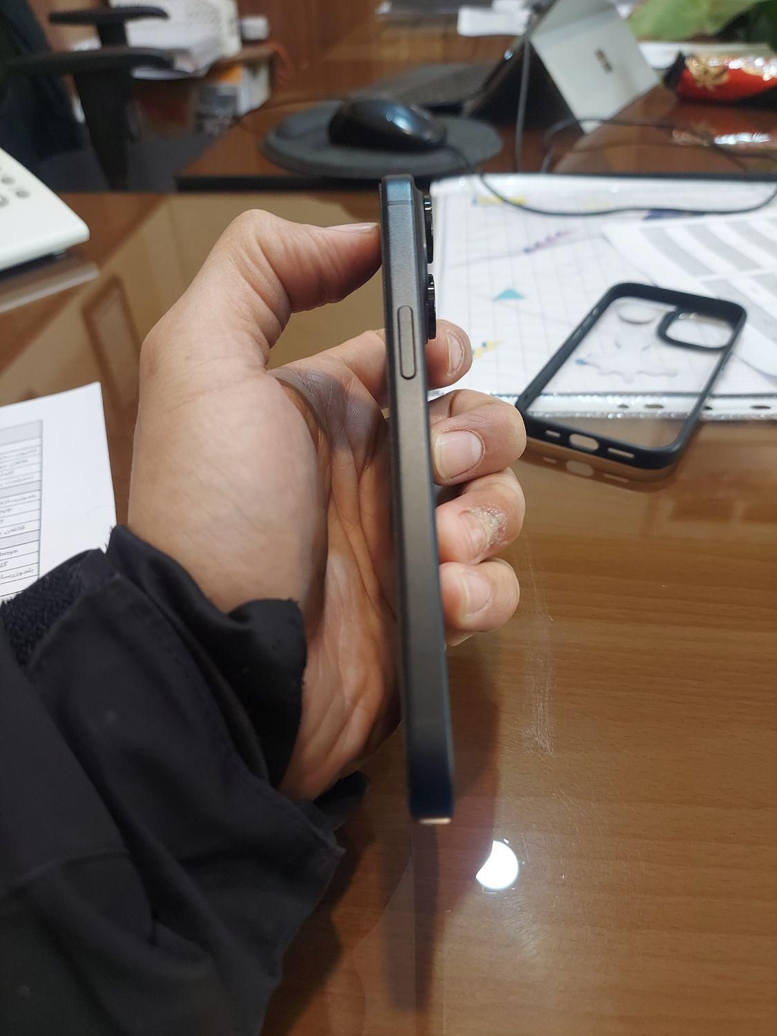 اپل iPhone 15 با حافظهٔ ۱۲۸ گیگابایت|موبایل|تهران, کاظم‌آباد|دیوار