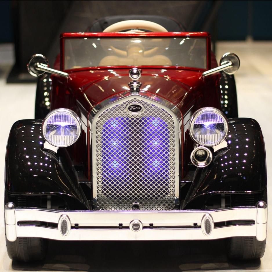 ماشین شارژی کلاسیک لاستیک ژله ای ( موتور شارژی )|اسباببازی بچه|مشهد, آبکوه|دیوار