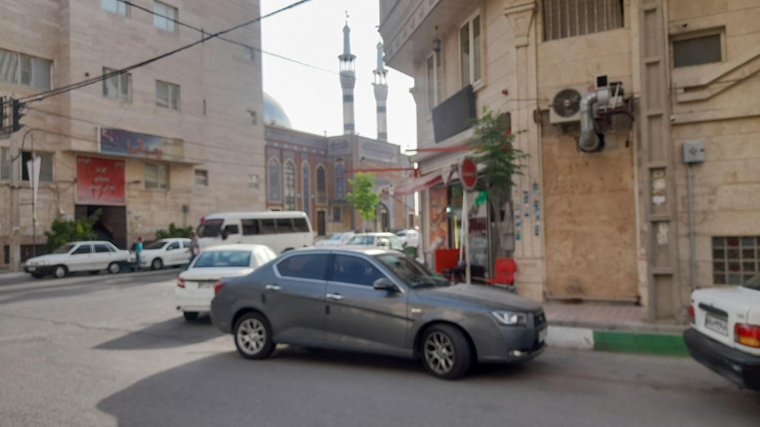 فروش مغازه ۳۰ متری به همراه ۳۰ متر زیر زمین|فروش مغازه و غرفه|تهران, خانی‌آباد|دیوار