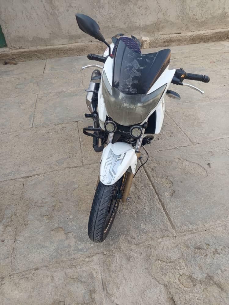 موتور اپاچی 180cc|موتورسیکلت|سراوان, |دیوار