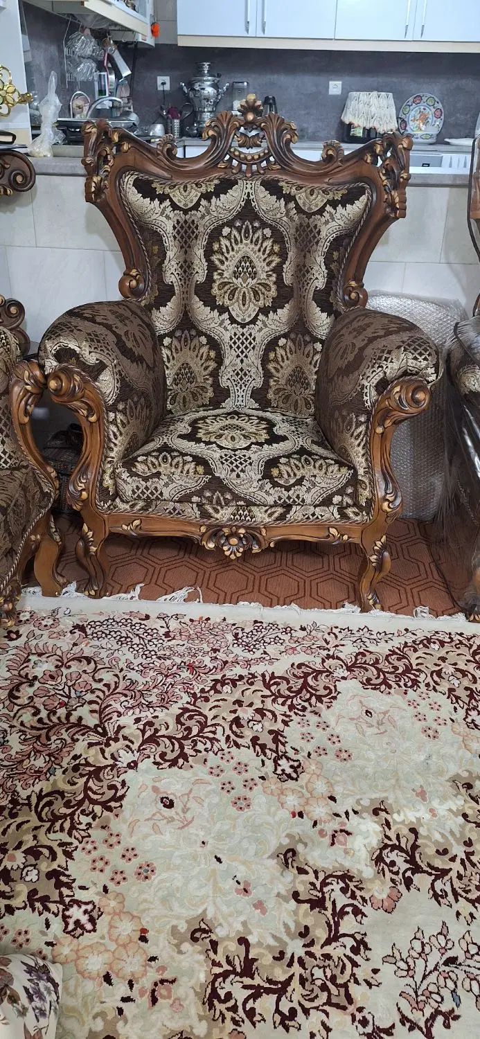 مبلمان هفت نفره|مبلمان خانگی و میز عسلی|اصفهان, لاله|دیوار