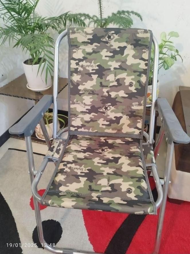 صندلی ساحلی|صندلی و نیمکت|صدرا-فارس, فاز ۲|دیوار