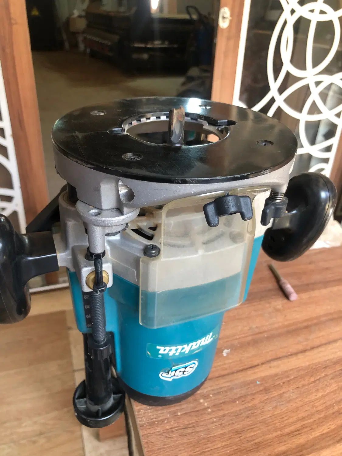 MAKITA اُورفرز درحد - ماکیتا قدیمی اصلی با متعلقات|ابزارآلات|تهران, باغ فیض|دیوار