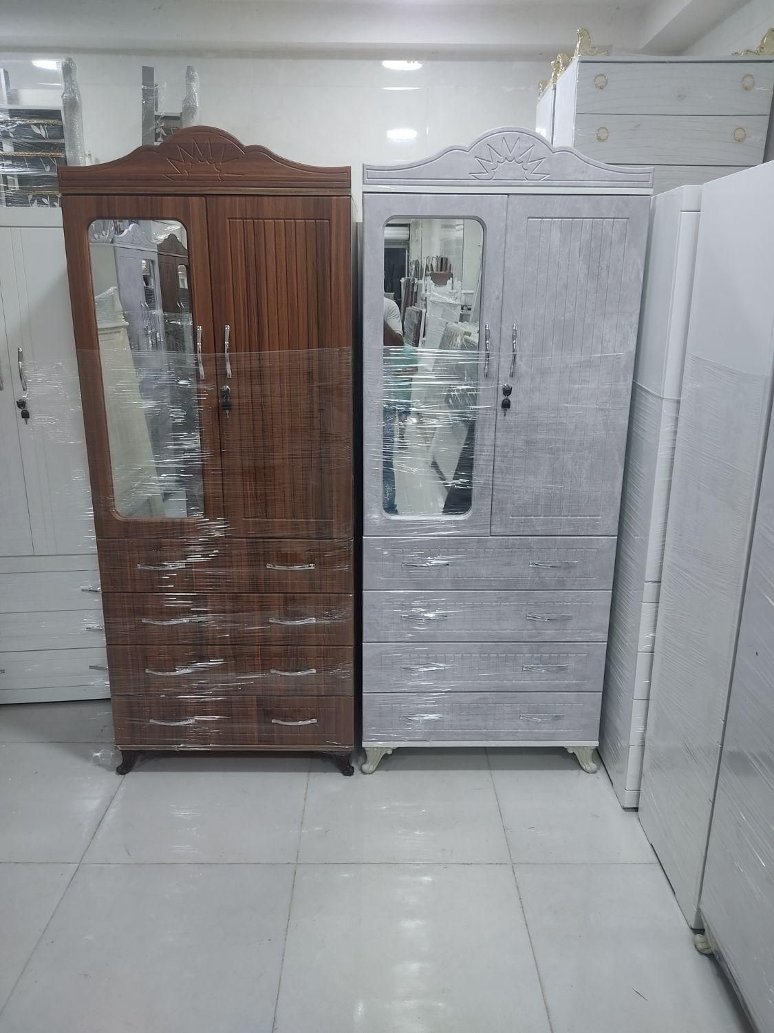 تاج کمد دراور میزارایش کلاسیک کمد دراور|جاکفشی، کمد، دراور|خرم‌آباد, |دیوار