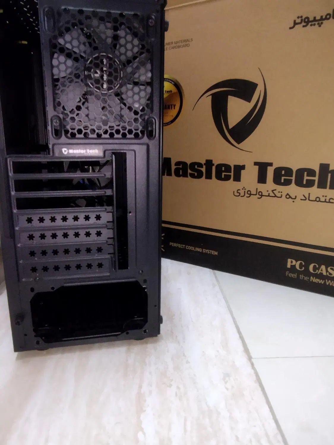 کیس کامپیوتر.مستر تک. Master Tech. چهار فن آبی رنگ|قطعات و لوازم جانبی رایانه|تهران, نیروی هوایی (پیروزی)|دیوار