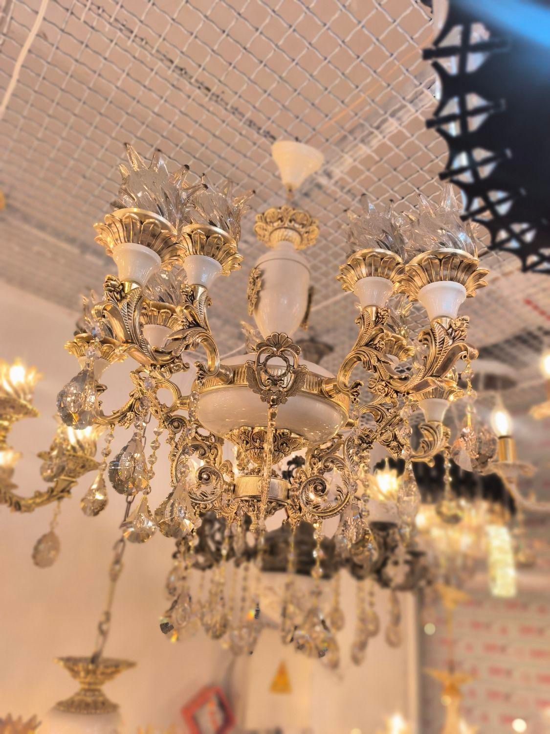 لوستر کاپی مدل آرامیس (پیشنهاد ویژه)|لوستر و چراغ آویز|مشهد, خواجه ربیع|دیوار