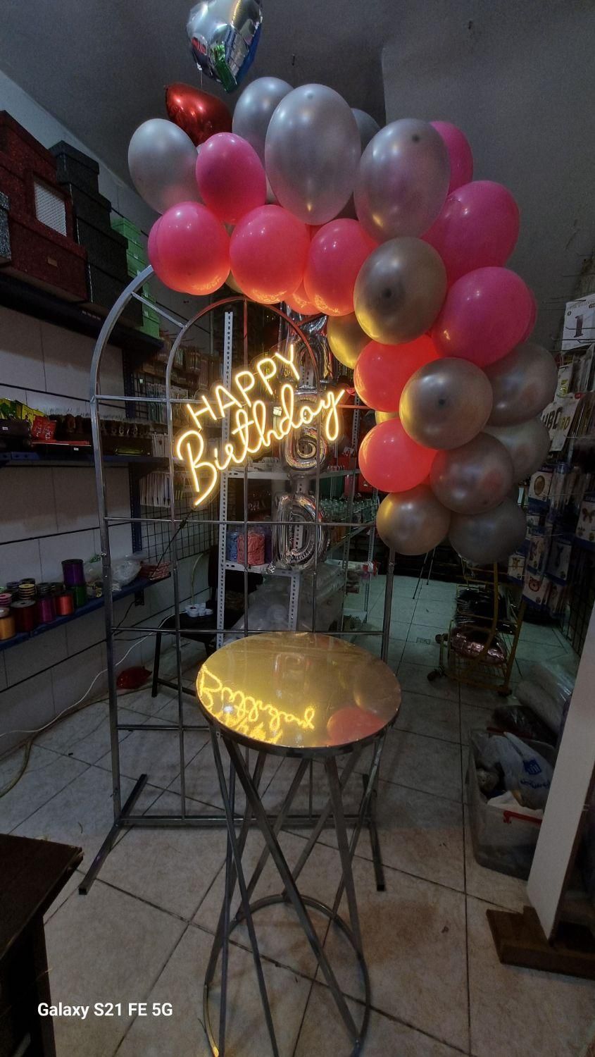 ریسه بادکنک اجاره استند  دکورتولد بادکنکارایی|خدمات پذیرایی، مراسم|اصفهان, قائمیه|دیوار