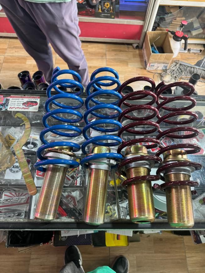 فنر لنزو اصلی رنگ شرابی موجود در تمامی سایز ها کمک|قطعات یدکی و لوازم جانبی|کرج, حصارک بالا|دیوار