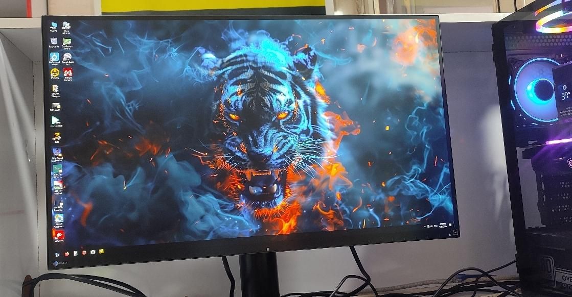 مانیتور حرفه ای ‌Eizo EV2750 ادیت و طراحی 2k ips|قطعات و لوازم جانبی رایانه|شهریار, |دیوار