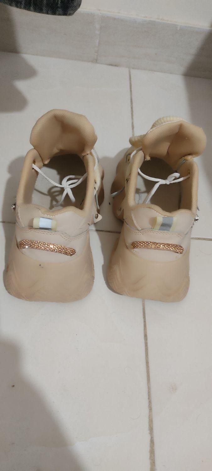 کفش زیبا وشیک|کیف، کفش، کمربند|شاهینشهر, شهرک گلدیس|دیوار