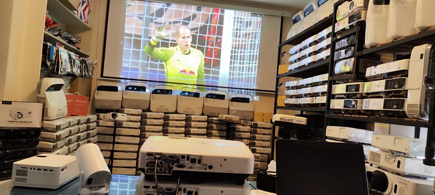 ویدیو پروژکتور اپسون 1945W|تلویزیون و پروژکتور|تهران, فلسطین (میدان انقلاب)|دیوار