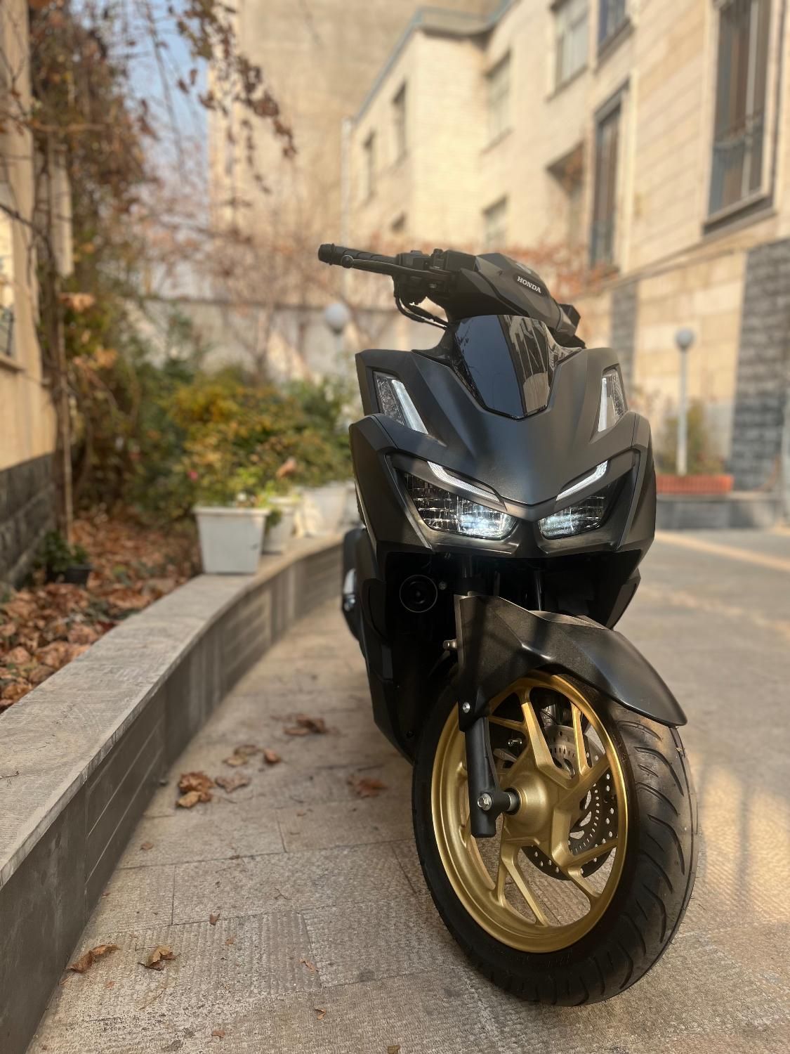کلیک ۱۶۰ تایلندی ABS ۱۴۰۳|موتورسیکلت|تهران, اراج|دیوار