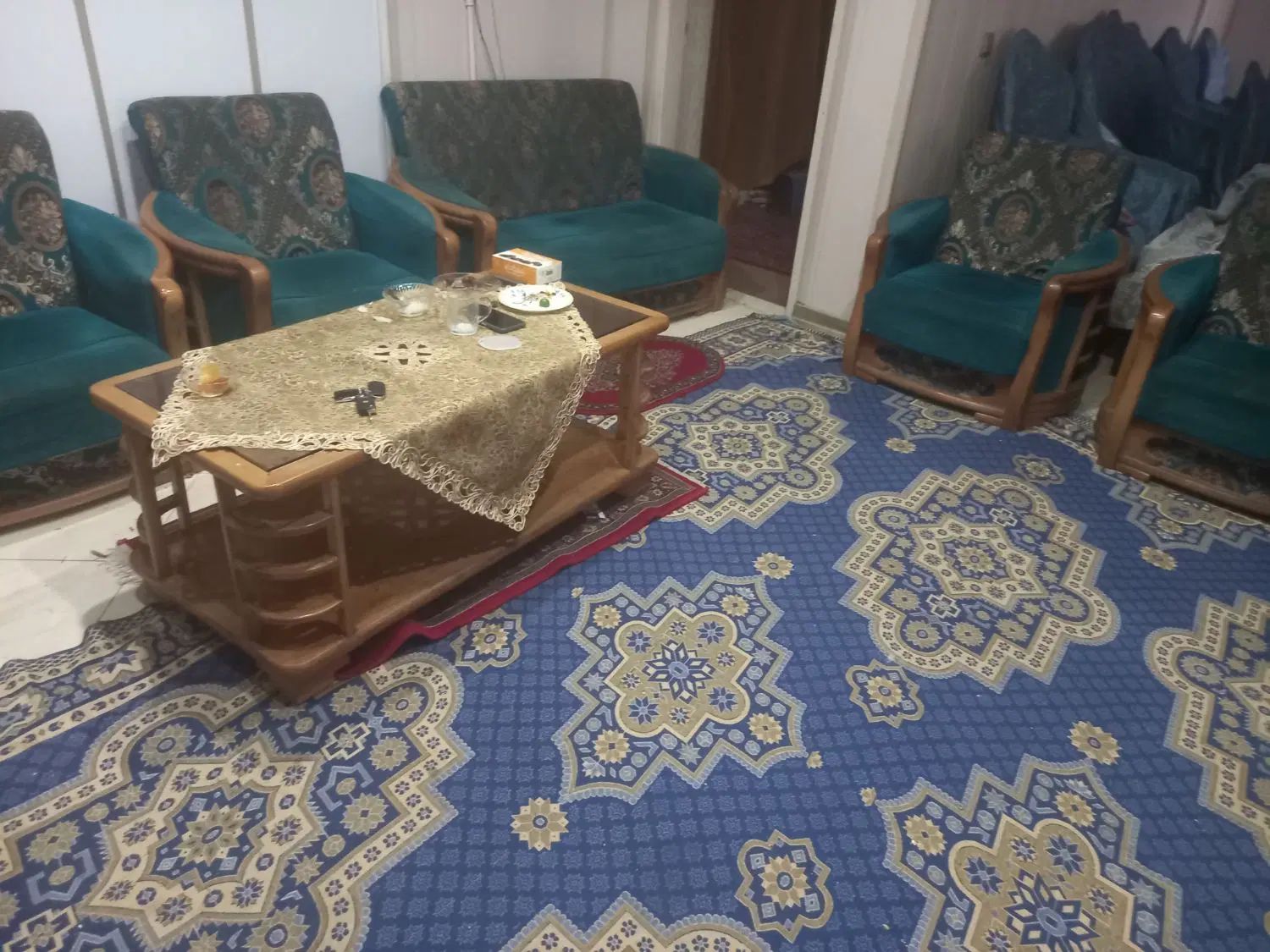 مبل راحتی|مبلمان خانگی و میز عسلی|اصفهان, خانه اصفهان|دیوار