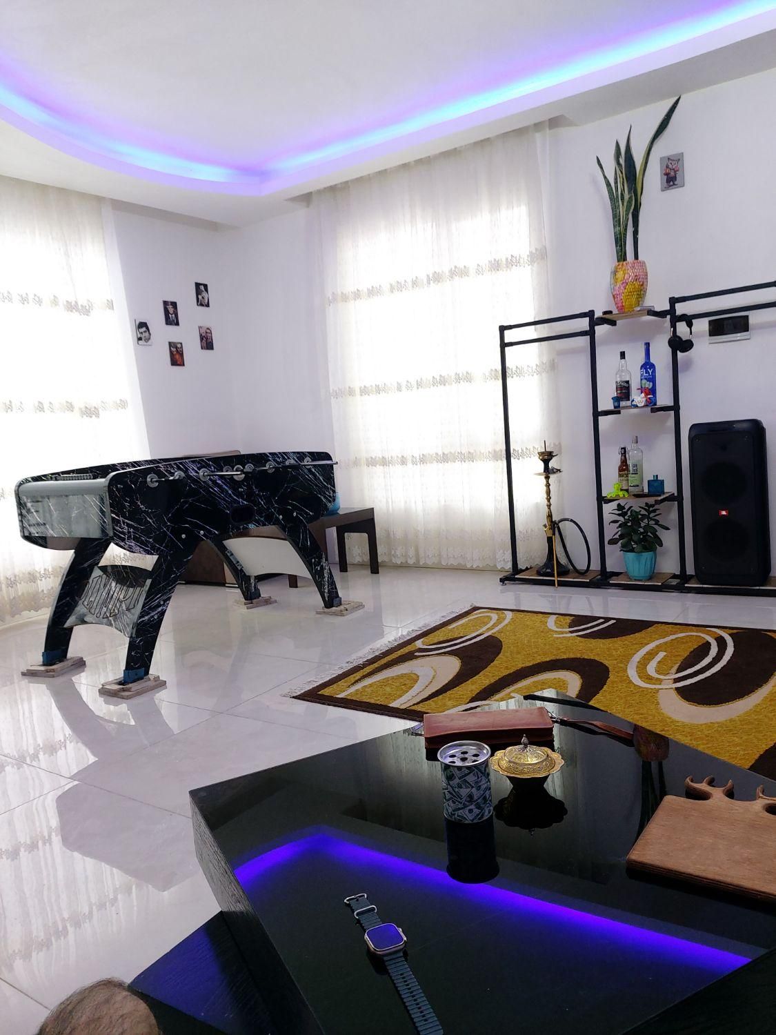 اجاره روزانه/هفتگی/ماهانه ویلا ۴۰۰ متری|اجارهٔ کوتاه‌مدت ویلا و باغ|قزوین, |دیوار