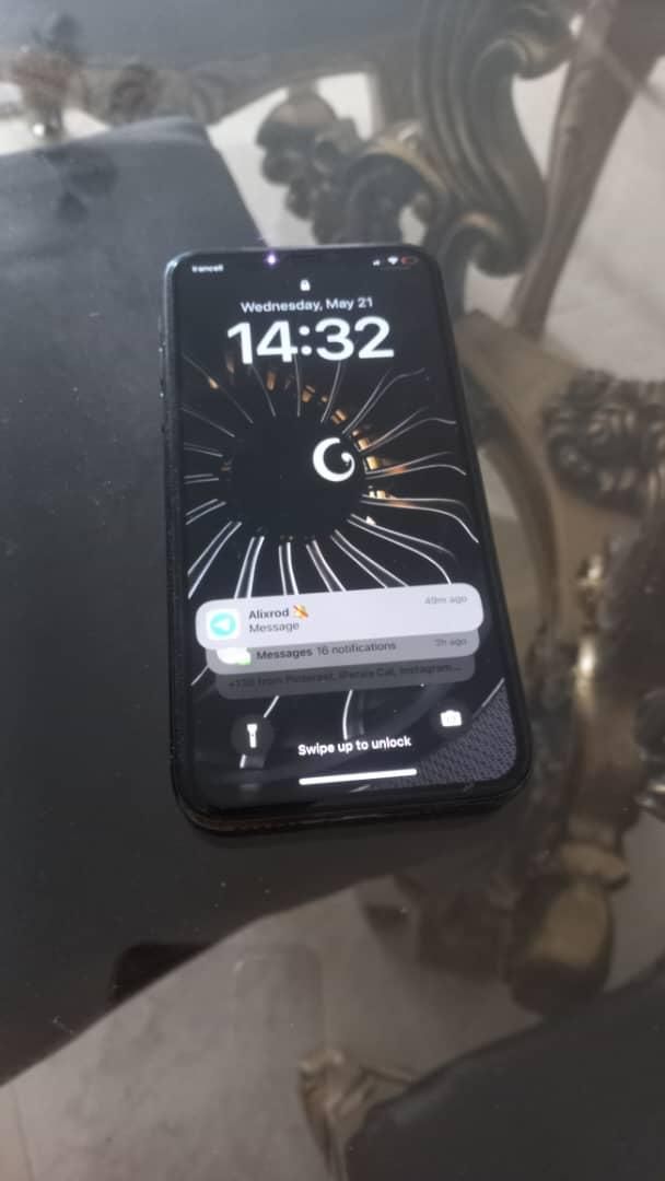 اپل iPhone X با حافظهٔ ۶۴ گیگابایت|موبایل|اصفهان, آبشار|دیوار