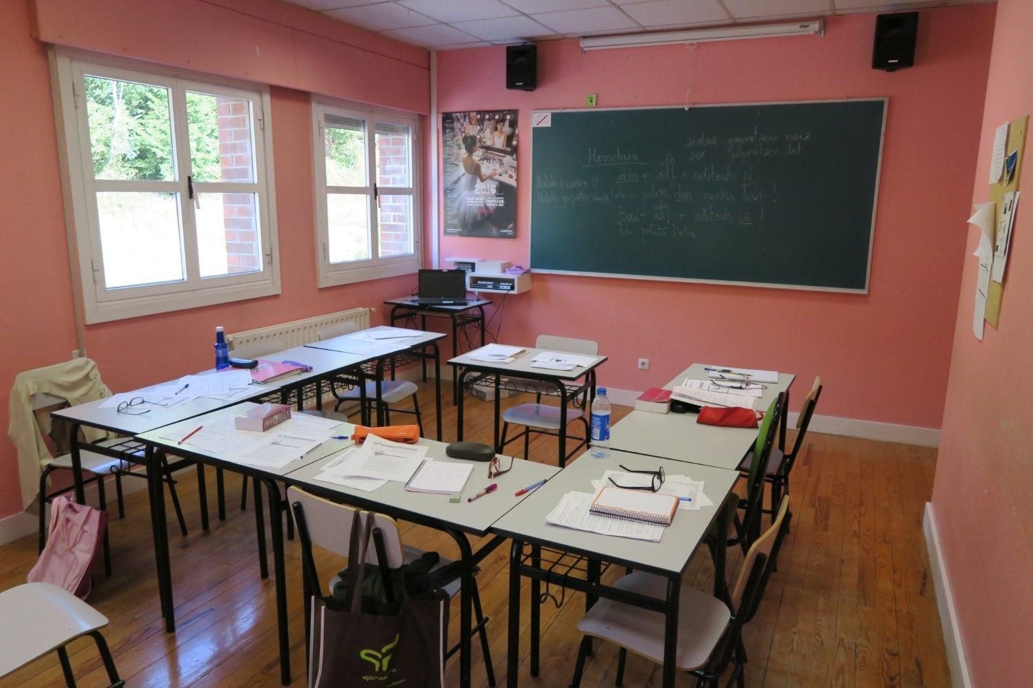 اجاره کلاس، فضای آموزشی ورکشاپ،مشاوره،کامپیوتر|اجارهٔ کوتاهمدت دفتر کار و فضای آموزشی|تهران, فلاح|دیوار