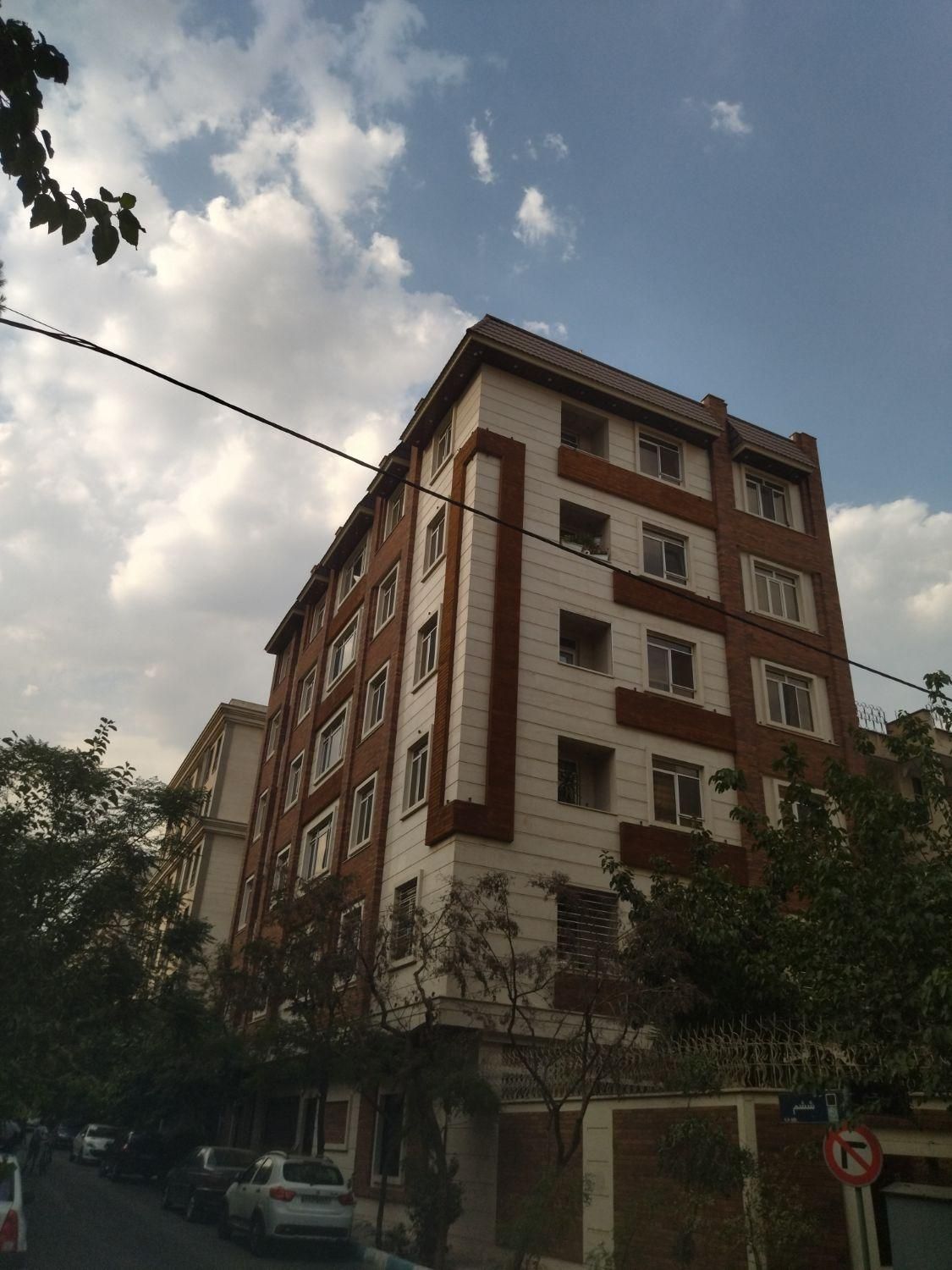 ۱۳۵ متر /۳ خواب/تکواحد/بدون مشرف /واحد اکواریوم|فروش آپارتمان|تهران, دریان‌نو|دیوار