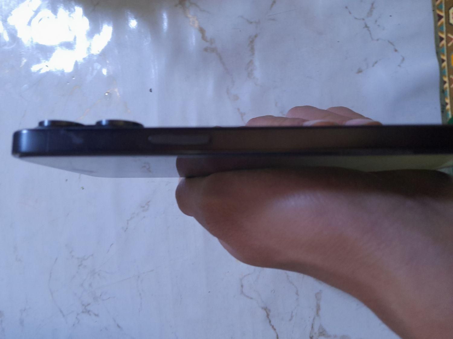 اپل iPhone 15 Pro Max با حافظهٔ ۲۵۶ گیگابایت|موبایل|اراک, |دیوار