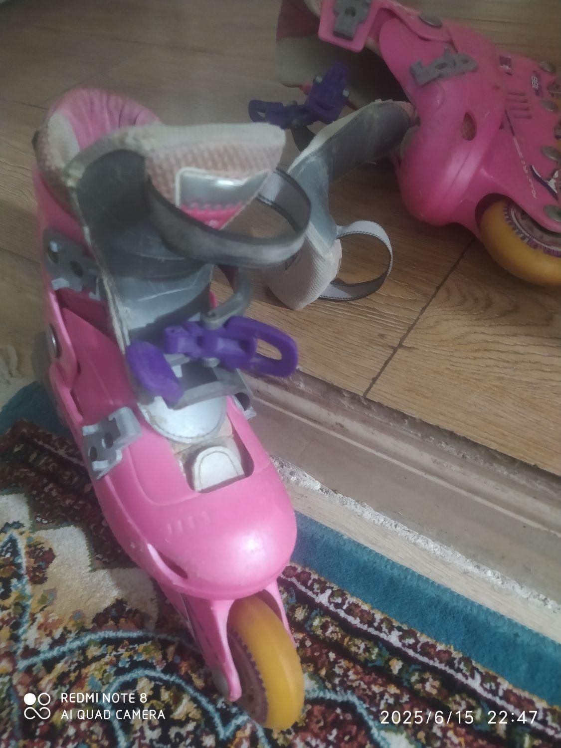 کفش اسکیت دخترانه|دوچرخه، اسکیت، اسکوتر|زاهدان, |دیوار