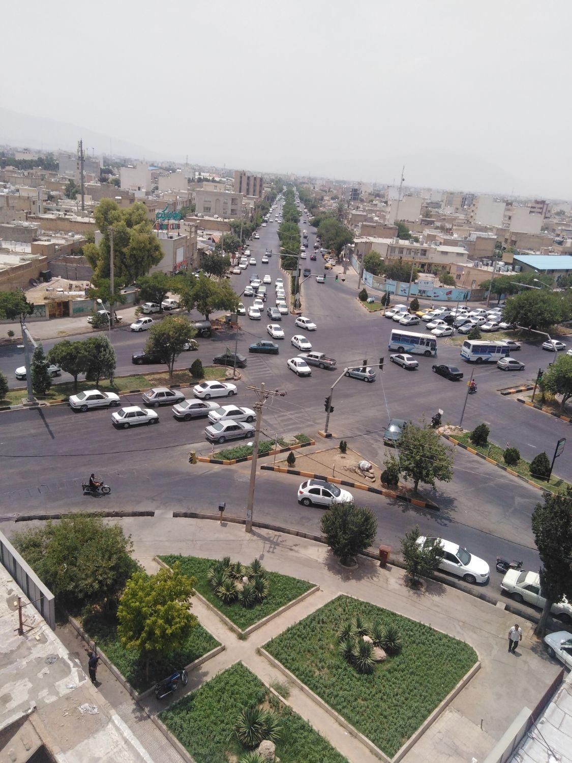 استادکار یا پیمانکارساختمان جهت تهاتر|استخدام معماری، عمران و ساختمانی|شیراز, رازی|دیوار