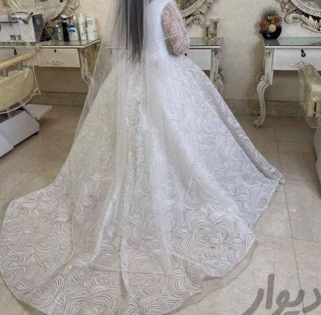 لباس عروس|لباس|بومهن, |دیوار