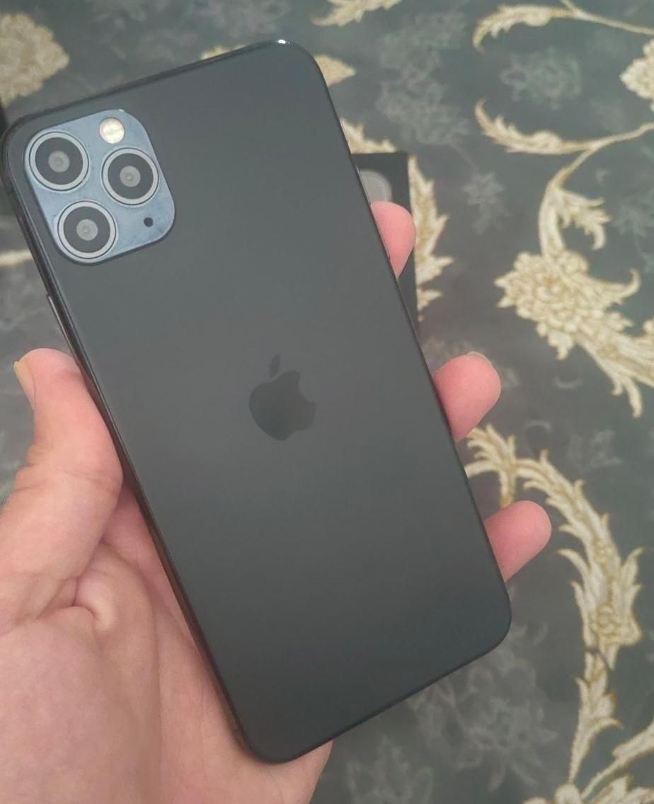 اپل iPhone 11 Pro Max  ۵۱۲ گیگابایت طرح اصلی کلون|موبایل|تهران, استاد معین|دیوار