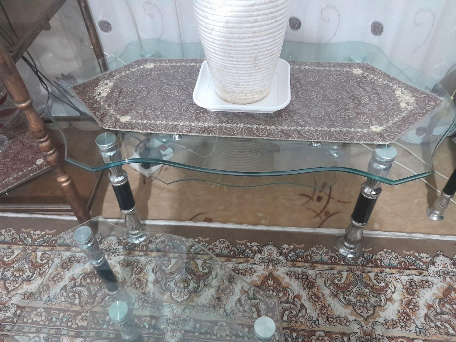 میزجلومبلی باعسلی|مبلمان خانگی و میز عسلی|قم, شهید رجایی|دیوار