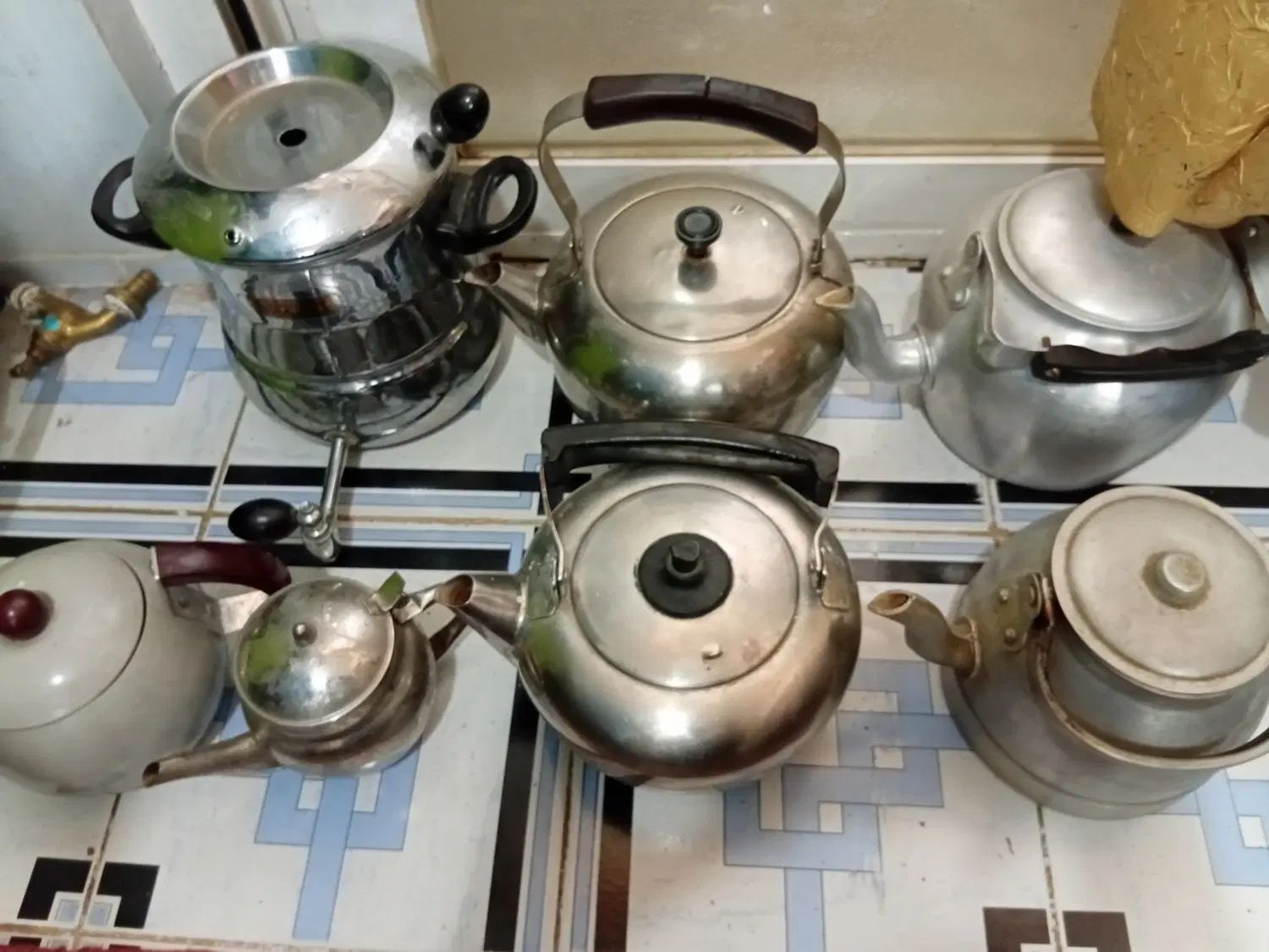 حراج قوری کتری قدیمی سالم و جنس عالی استیل برنج|حراج|اصفهان, شیخ اشراق|دیوار