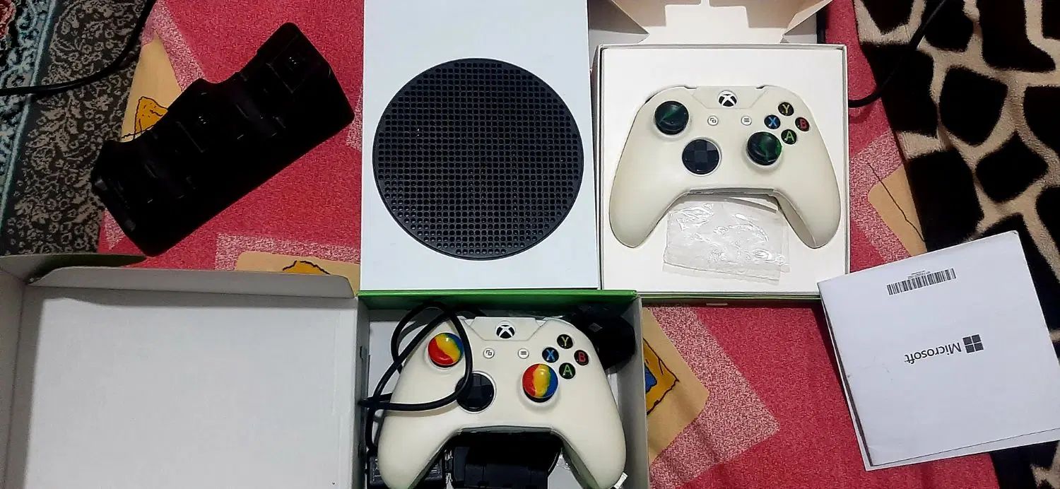 کنسول ایکس باکس سری اس دو دسته کم کارکرد series s|کنسول، بازی ویدئویی و آنلاین|کرج, حصار|دیوار
