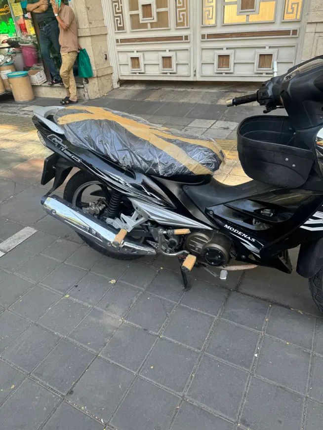 گالکسی مدناس مدل ۹۰سند تک برگ عروسک ویگوtsvآپاچیns|موتورسیکلت|تهران, منیریه|دیوار