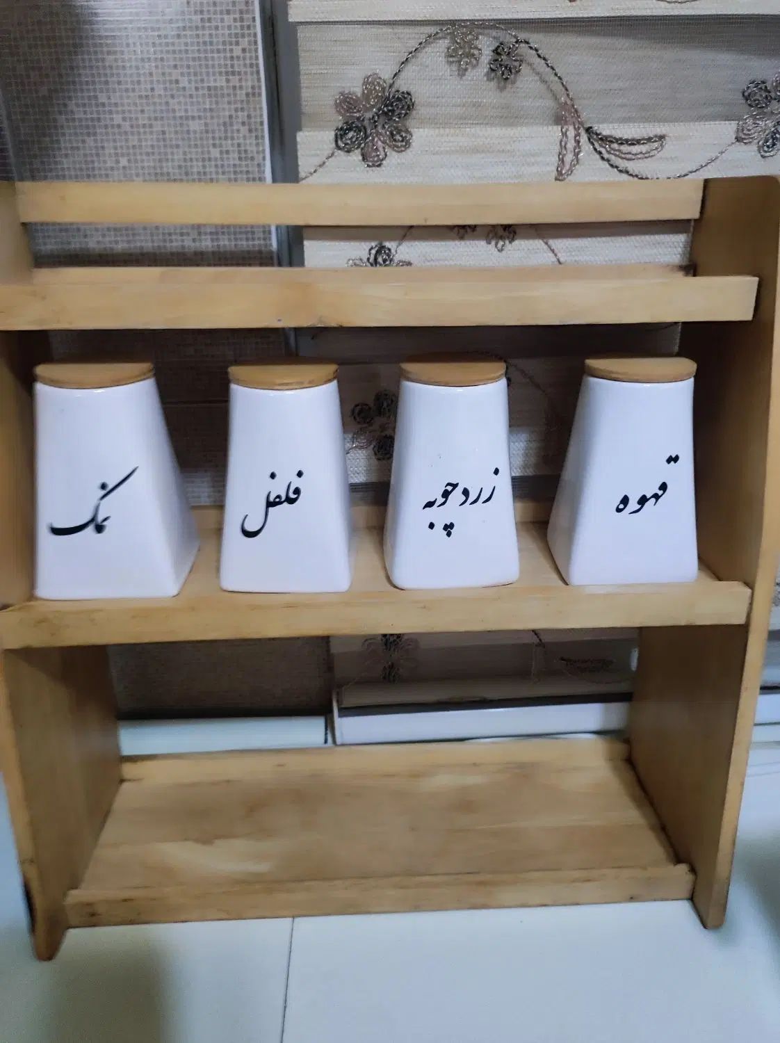 استند پاسماوری چوبی سه طبقه|آب‌چکان و نظم‌دهنده ظروف|تهران, نازی‌آباد|دیوار