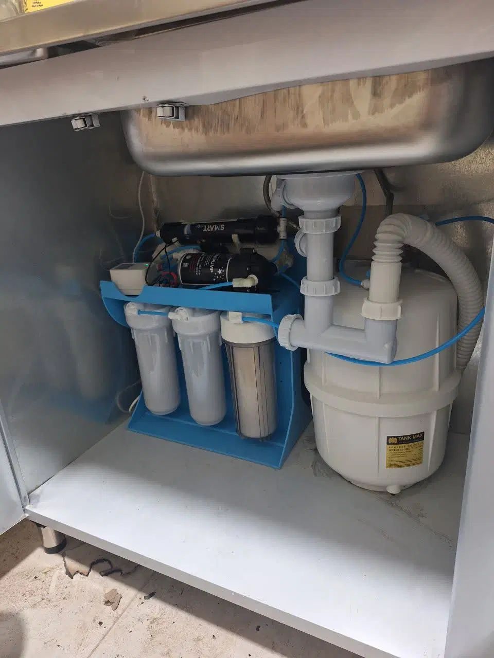 نصب ، سرویس دستگاه تصفیه آب تعمیر آب شیرین کن|آب‌سردکن و تصفیه آب|قم, زنبیل آباد|دیوار