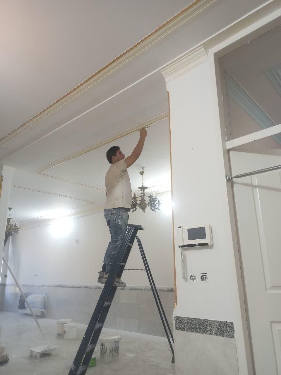 نقاشی ساختمان باتخفیف ویژه حاتمی|خدمات پیشه و مهارت|یزد, |دیوار