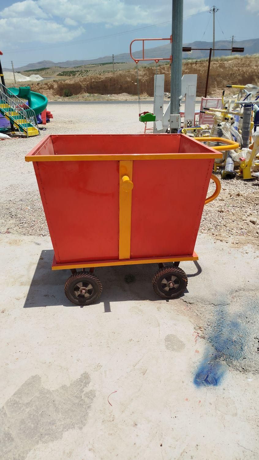 گاری گالوانیزه کد۲سطل گالوانیزه مکانیزه کد۲زباله|مصالح و تجهیزات ساختمان|شیراز, شهرک امیر کبیر|دیوار