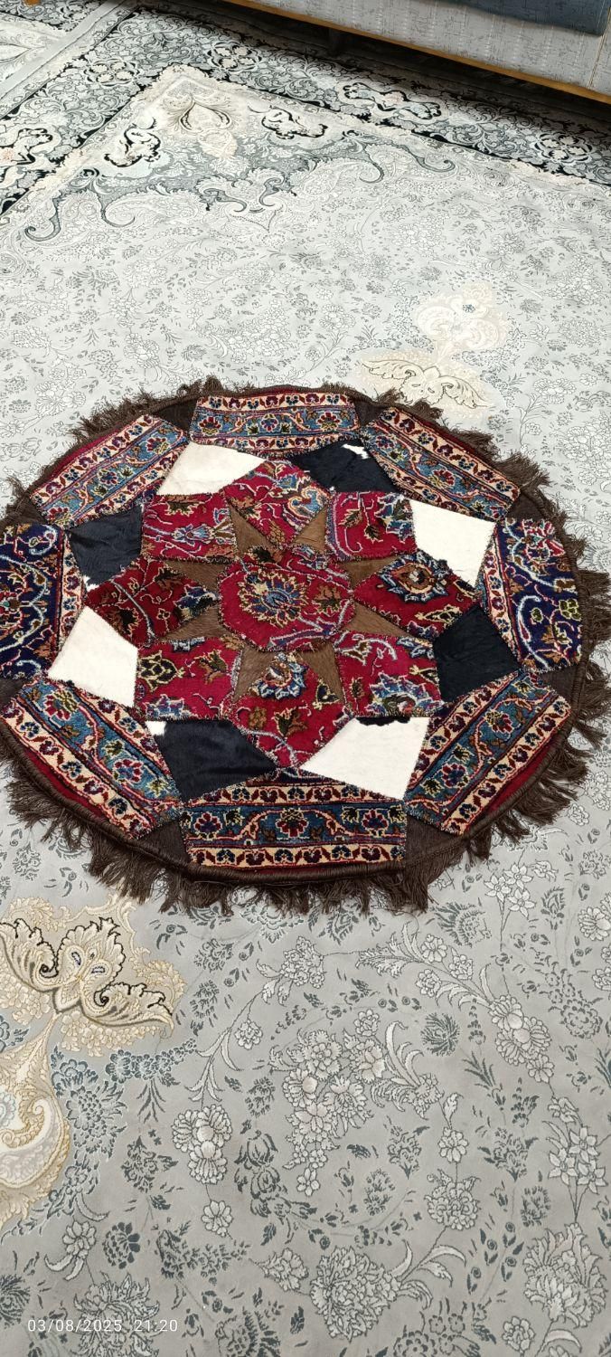 فرش گرد دستی پوست اهو|فرش|مشهد, شهید مطهری|دیوار