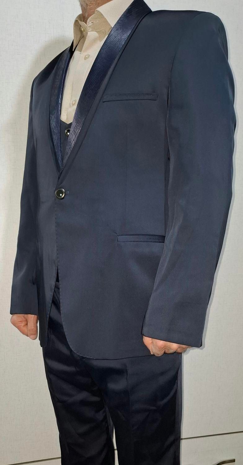 کت و شلوار مجلسی|لباس|رشت, ساغری سازان|دیوار