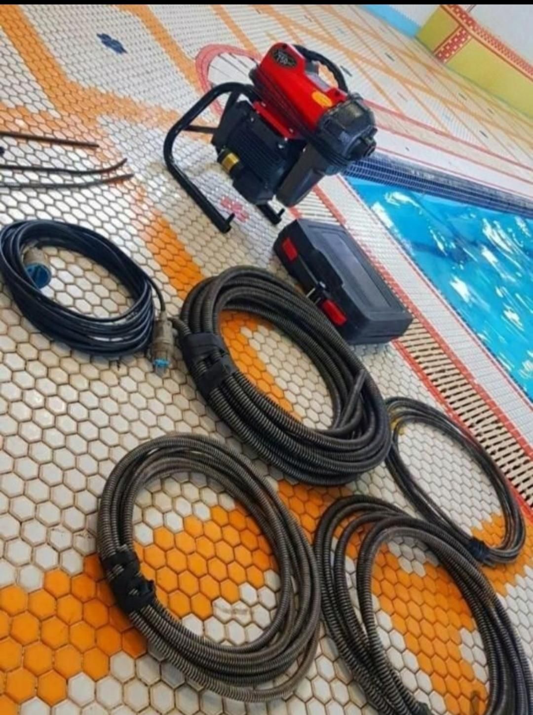 لوله بازکنی فنر زنی چاه بازکنی.بی واسطه سراسر رشت|خدمات پیشه و مهارت|رشت, یخسازی|دیوار