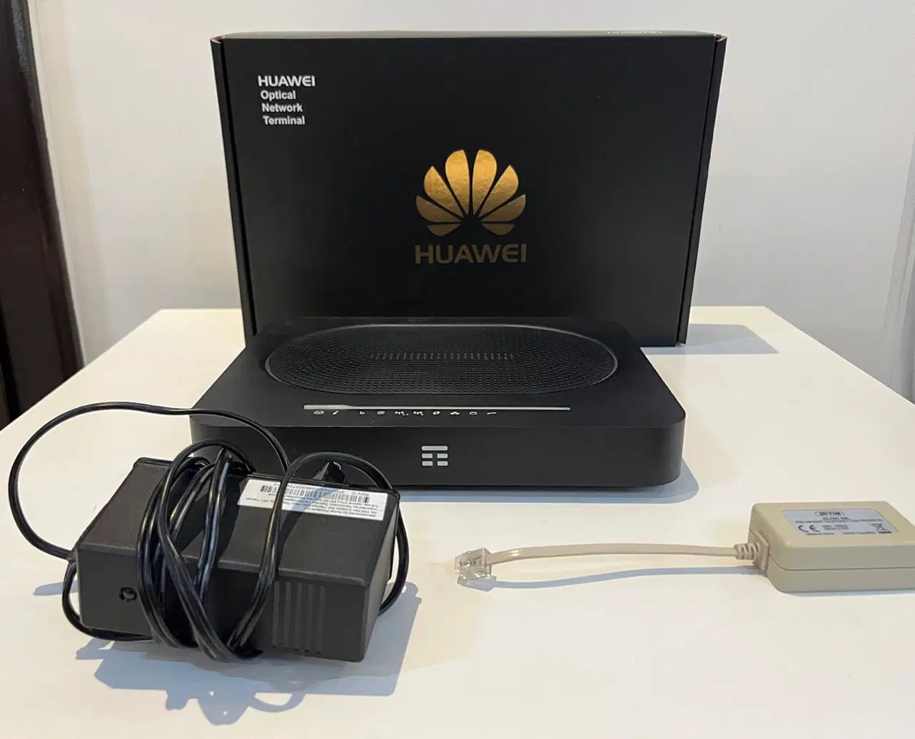مودم کاملا سالم هووای اصل HUAWEI|مودم و تجهیزات شبکه|تهران, مرزداران|دیوار