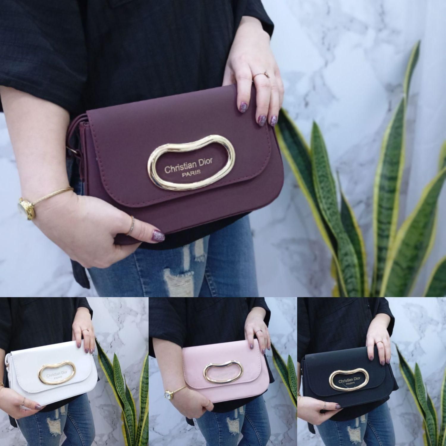 خانم های باکلاس|کیف، کفش، کمربند|ساری, |دیوار