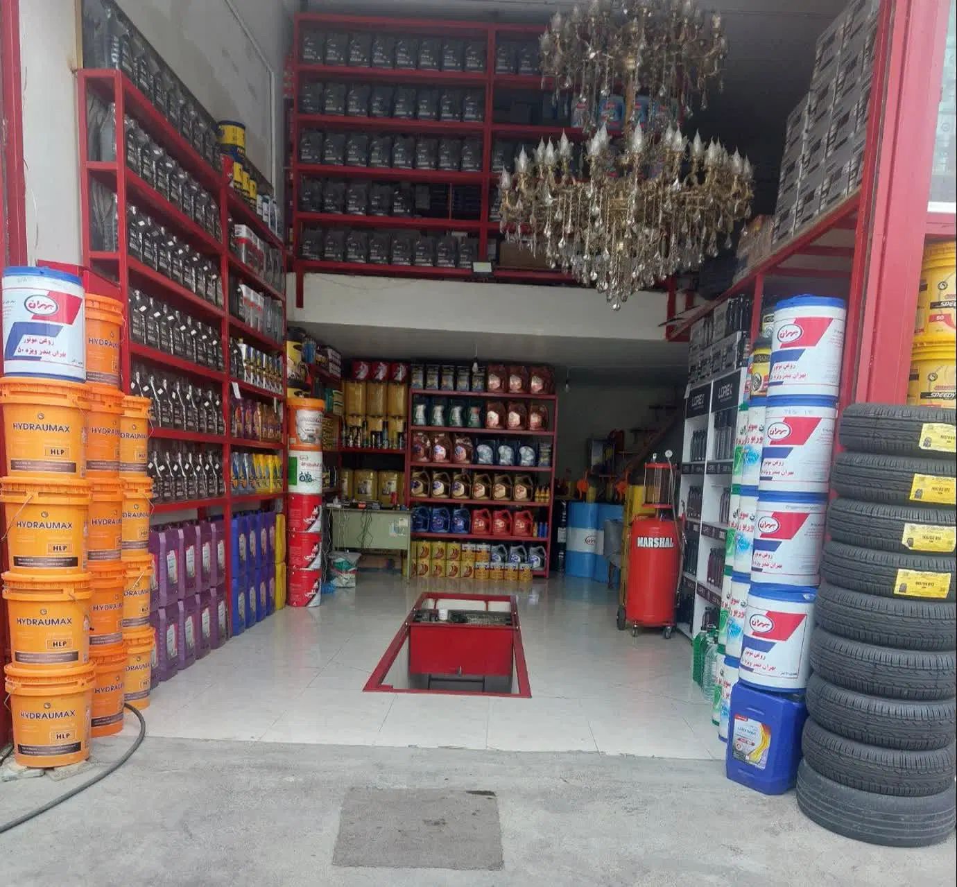 کارگر وارد جهت تعویض روغن و خدمات لاستیک|استخدام صنعتی، فنی، مهندسی|چهاردانگه (تهران), |دیوار