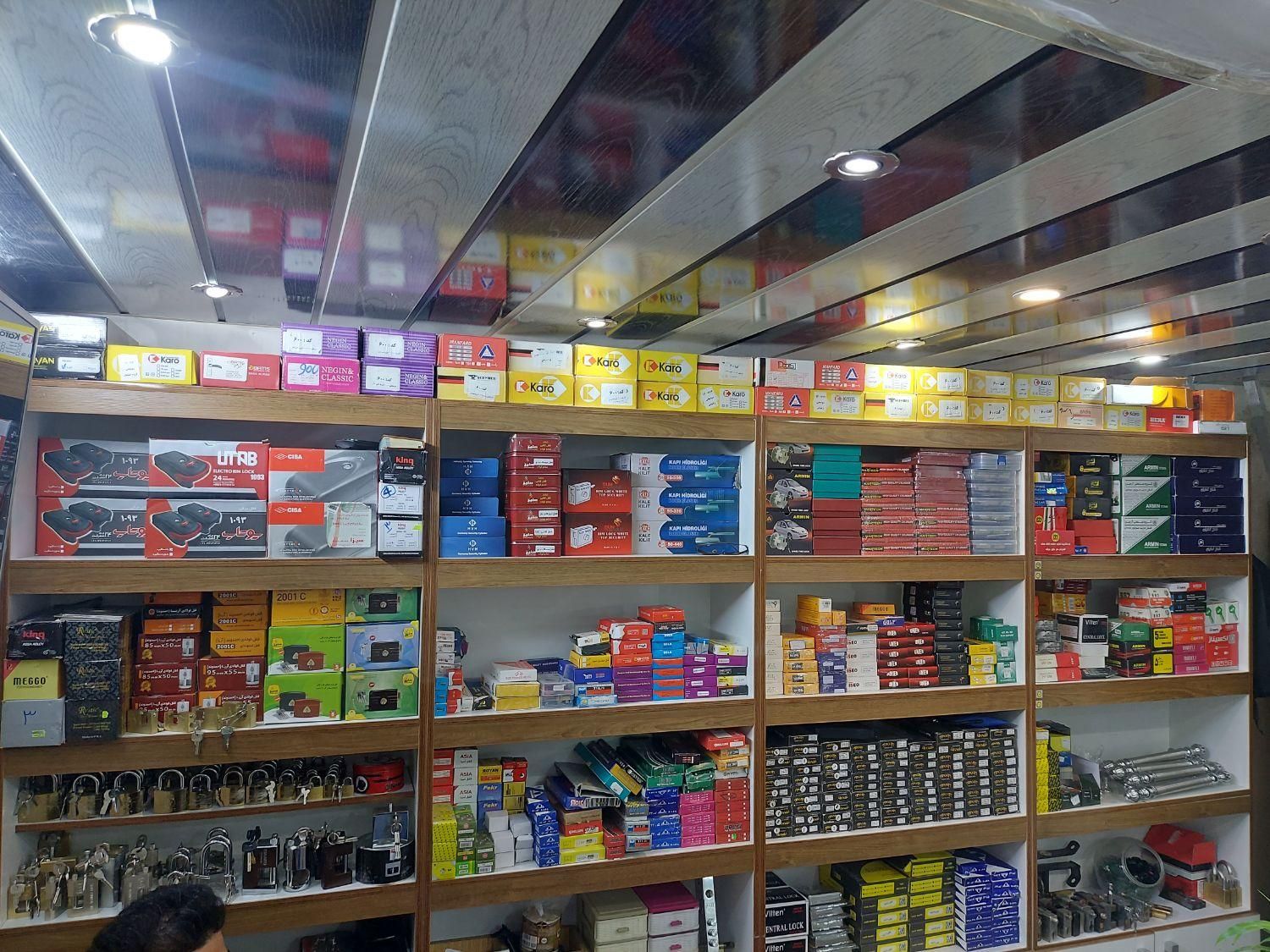 کپی انواع کلید و ریموت و کددهی انواع سویئچ خودرو|خدمات پیشه و مهارت|گرمدره, |دیوار