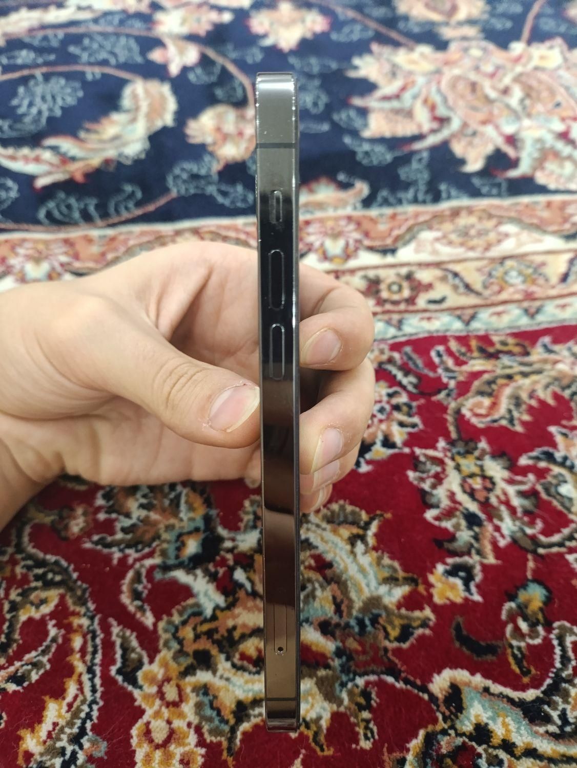 اپل iPhone 12 Pro با حافظهٔ ۲۵۶ گیگابایت|موبایل|تهران, عبدل‌آباد|دیوار