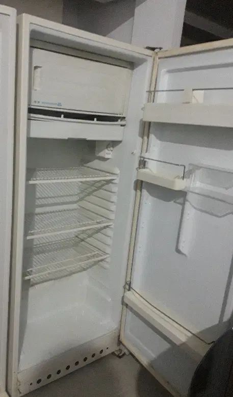 یخچال جنرال استیل سفید|یخچال و فریزر|مشهد, حجاب (شهرک غرب)|دیوار