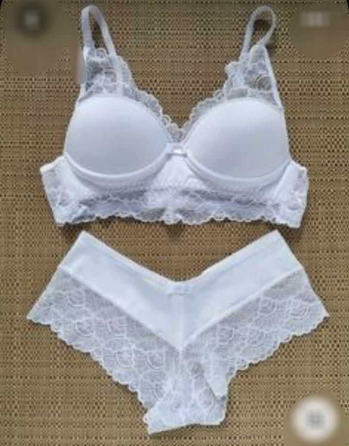 آموزشگاه خیاطی و آموزش دوره ی لباس زیر|خدمات آموزشی|مشهد, گوهرشاد|دیوار