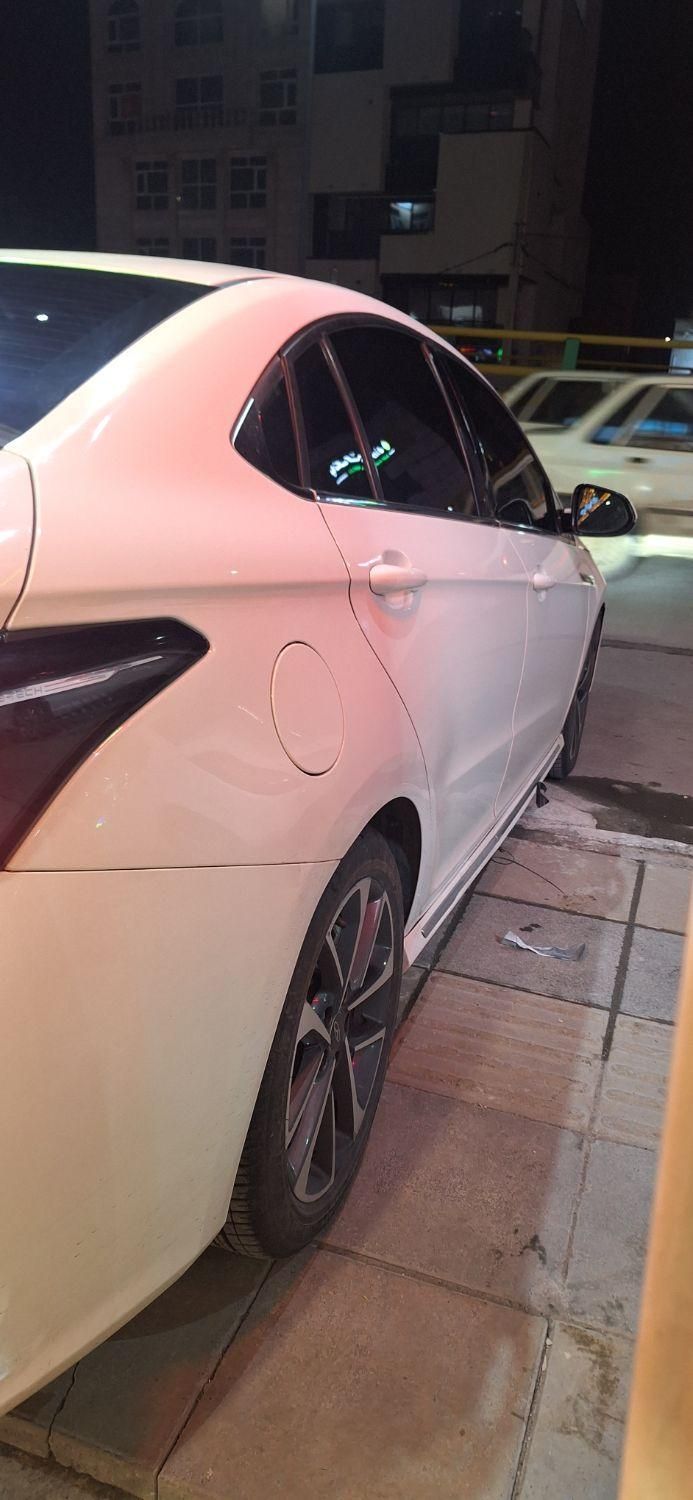 شیشه دودی با گارانتی (نانوسرامیک)/روکش صندلی خودرو|خدمات موتور و ماشین|اراک, |دیوار