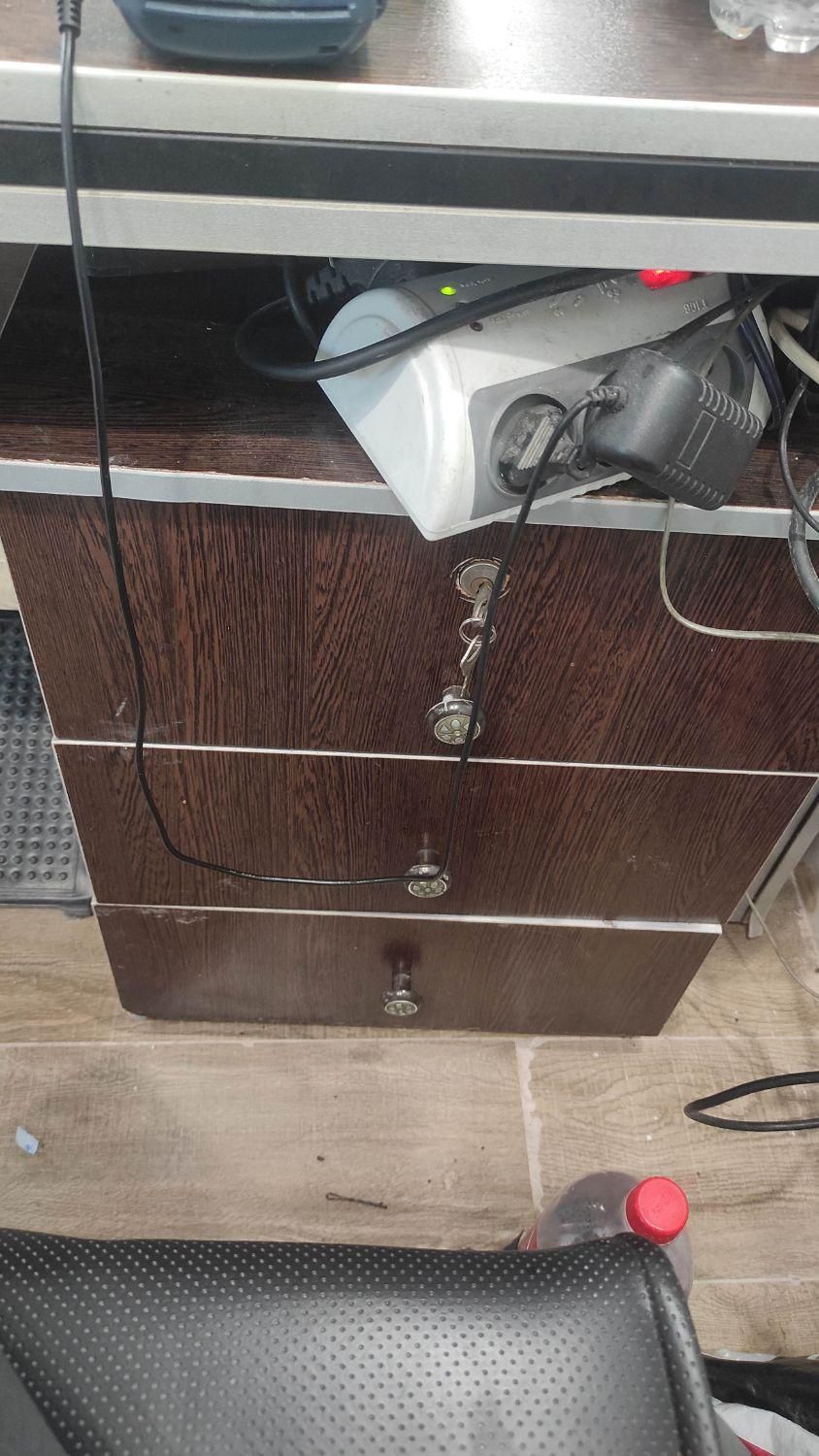 میز مدیریت و مشاور|میز تحریر و کامپیوتر|کرج, باغستان|دیوار