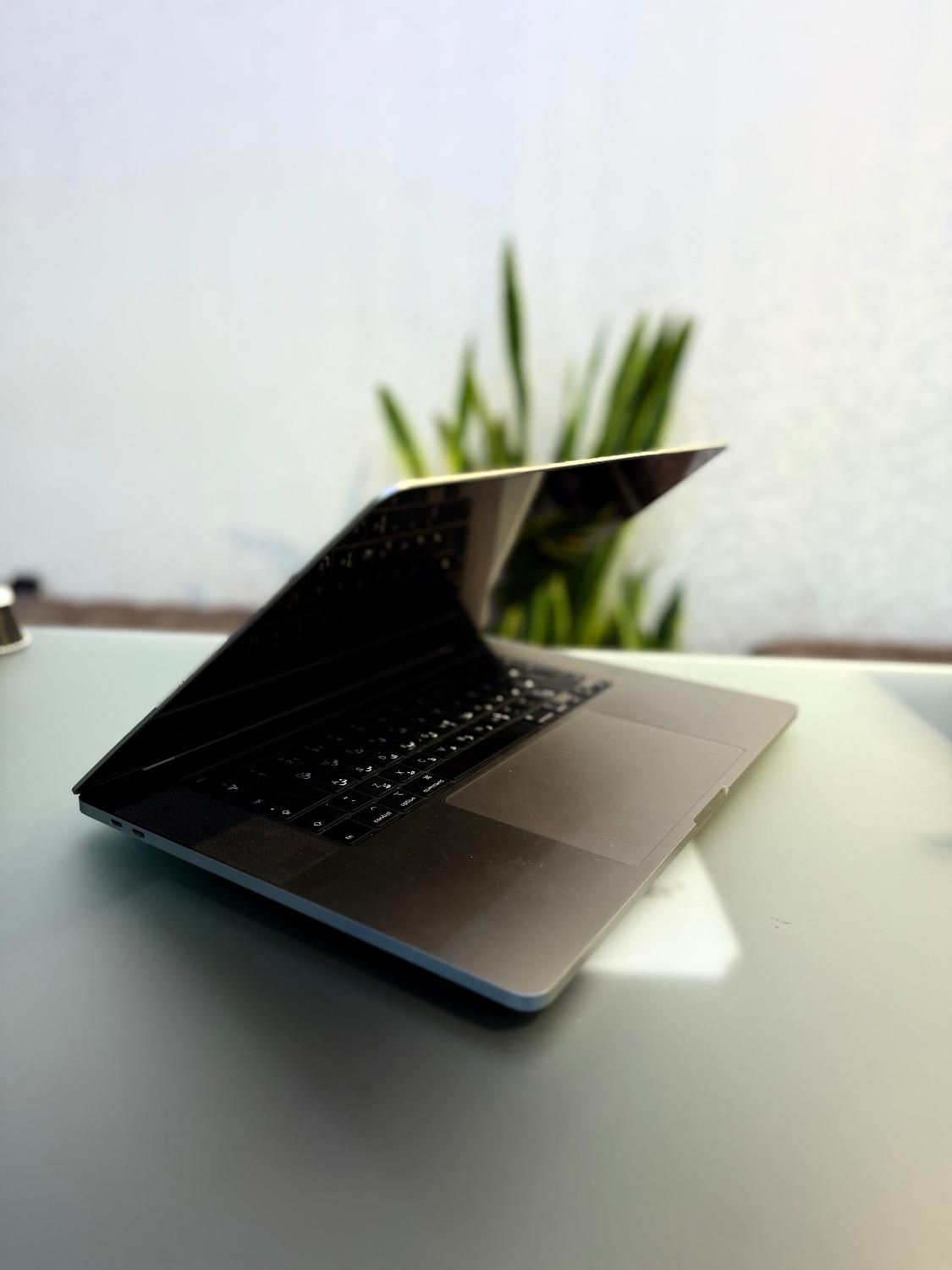 Mac book pro|رایانه همراه|اصفهان, مفتح|دیوار