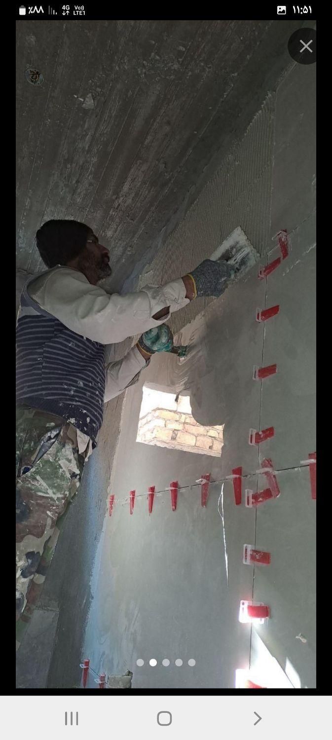 کاشی کاری و سرامیک کاری وسنگ کاری وپله وسیمان کاری|خدمات پیشه و مهارت|قم, میرزائیه|دیوار