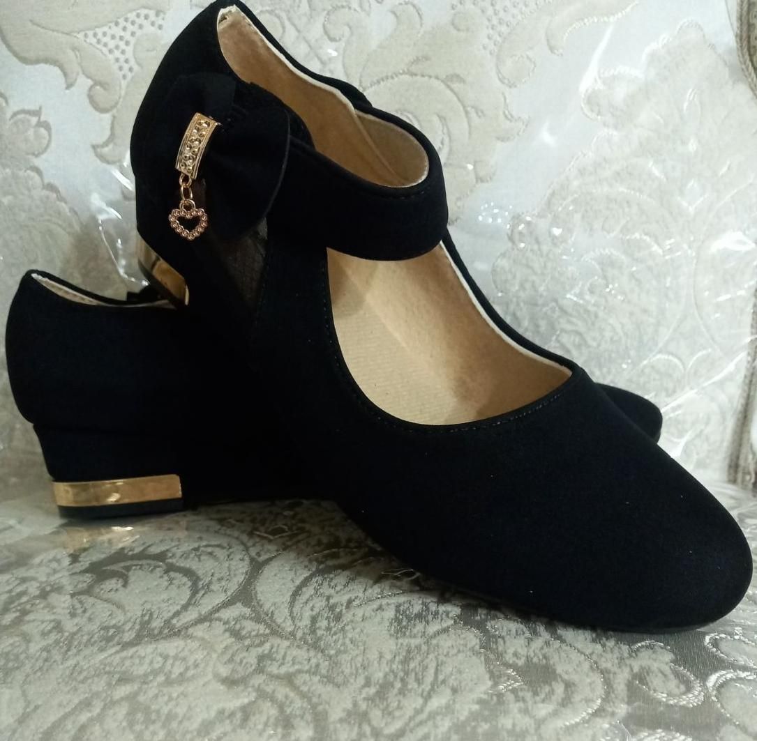 کفش زنانه شیک|کیف، کفش، کمربند|قم, سراجه (۱۵ خرداد)|دیوار